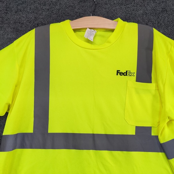 FedEx Men's Reflective Uniform T Shirt Green Size 2X Type R Class 2 Employee - Picture 6 of 12